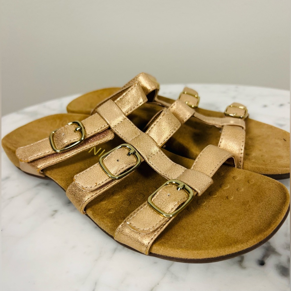 Vionic Misa Slide Sandals – Rose Gold, 8 - Picture 4 of 11